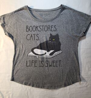 Bookstores Cats Life Is Sweet Graphic Tee M Gray Cat Lover T-Shirt